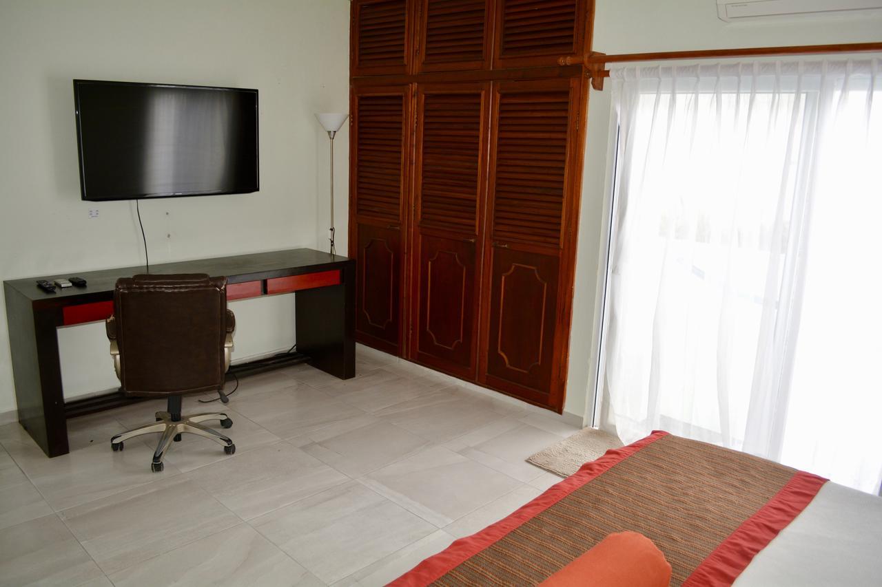 Suites Sanrey Puerto Morelos Eksteriør billede